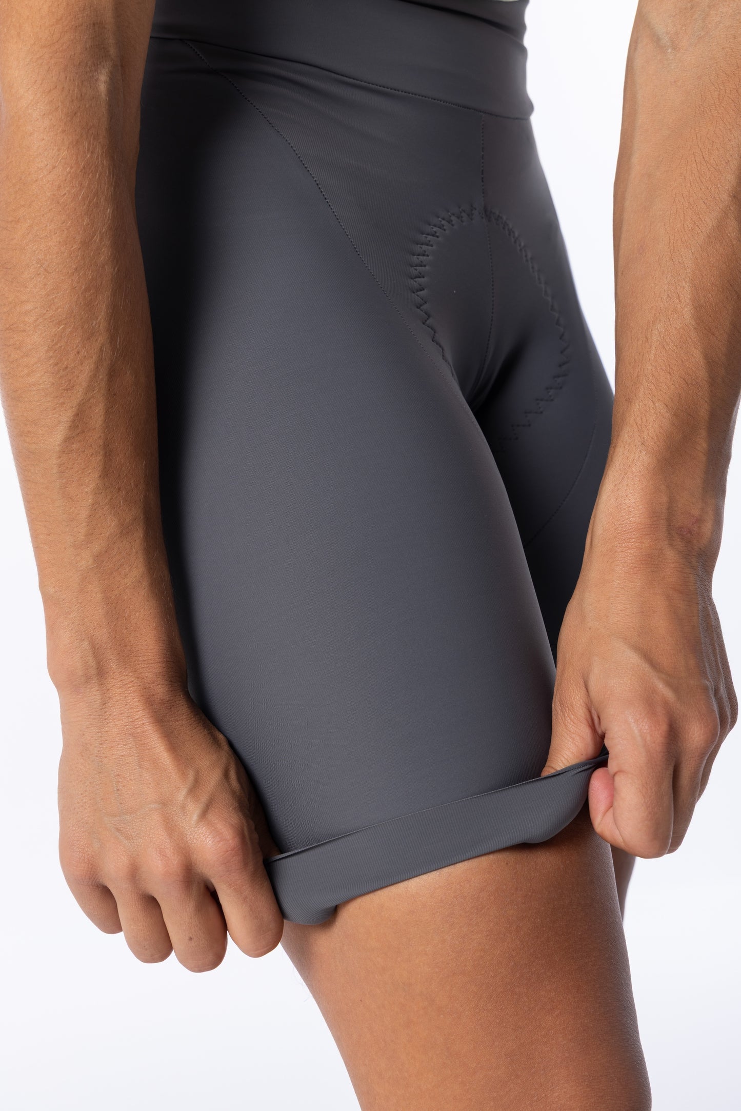 Women's Signature Ultimate Bib Shorts - Grey